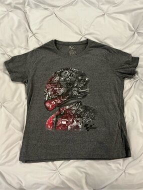 EUC - Women's Gray MotoGP Graphic Short-Sleeve Tee - Size XXL